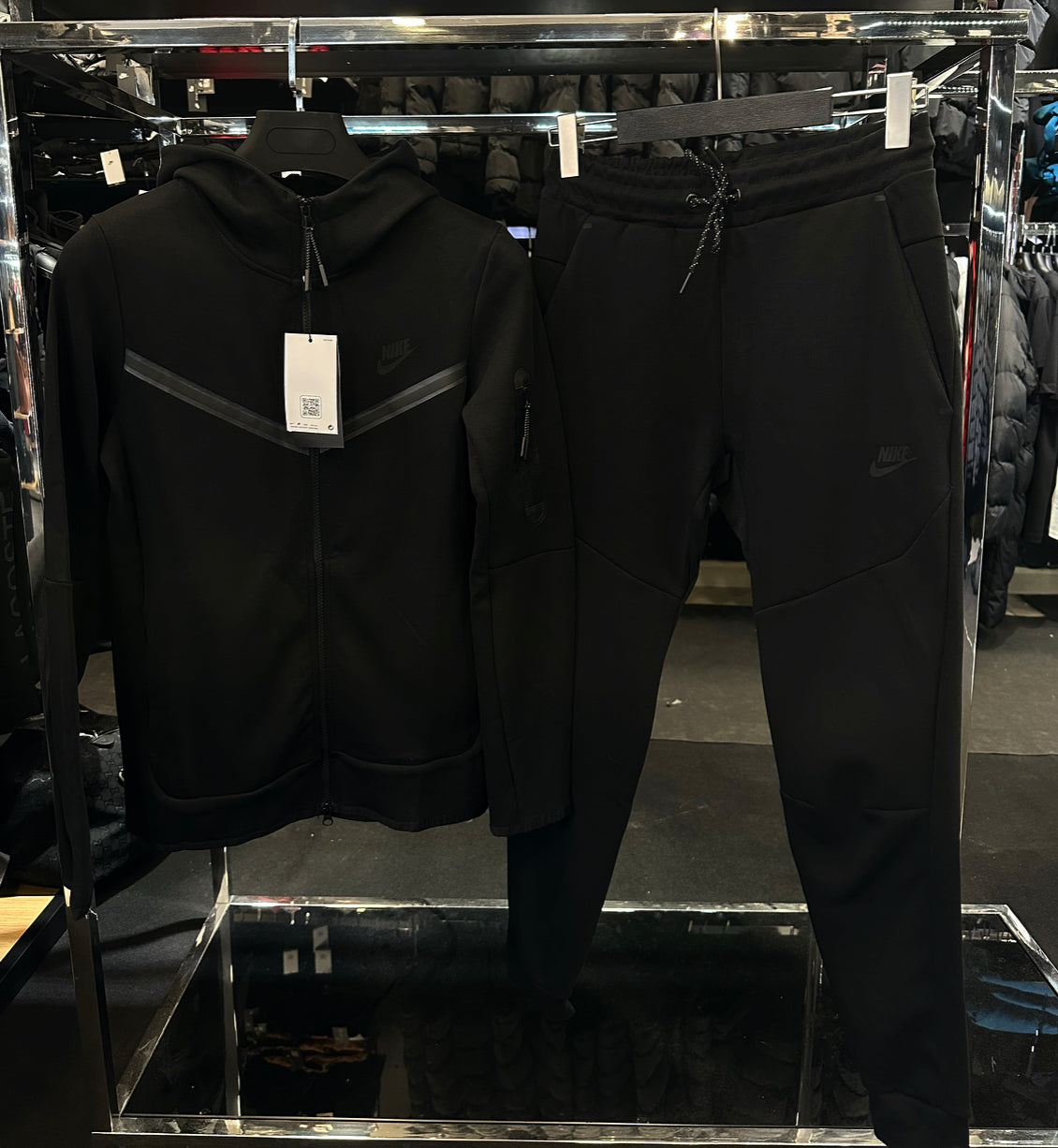NIKE TECH FLEECE - ΣΕΤ ΜΑΥΡΟ - START SEASON