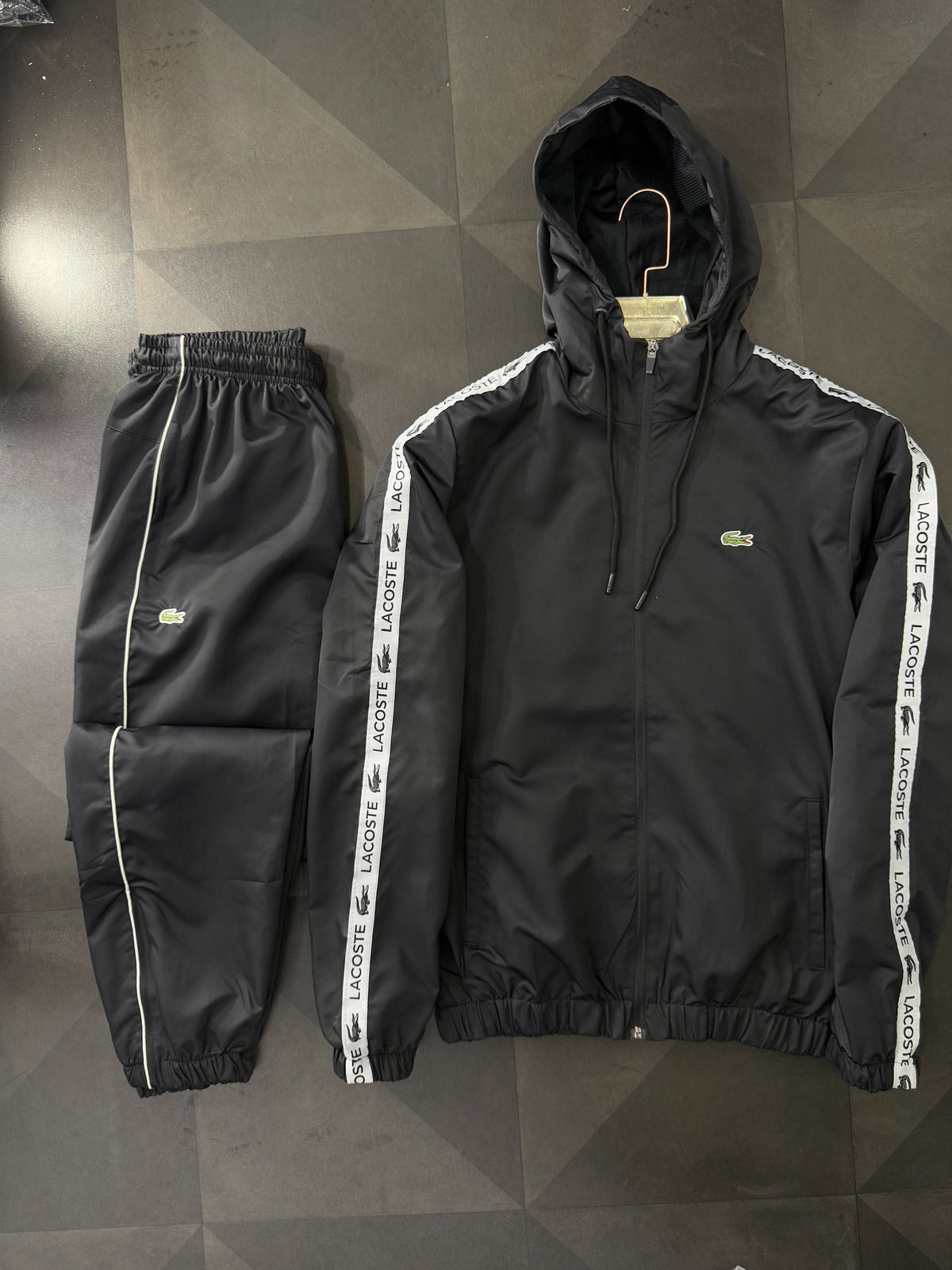 LACOSTE - ΣΕΤ