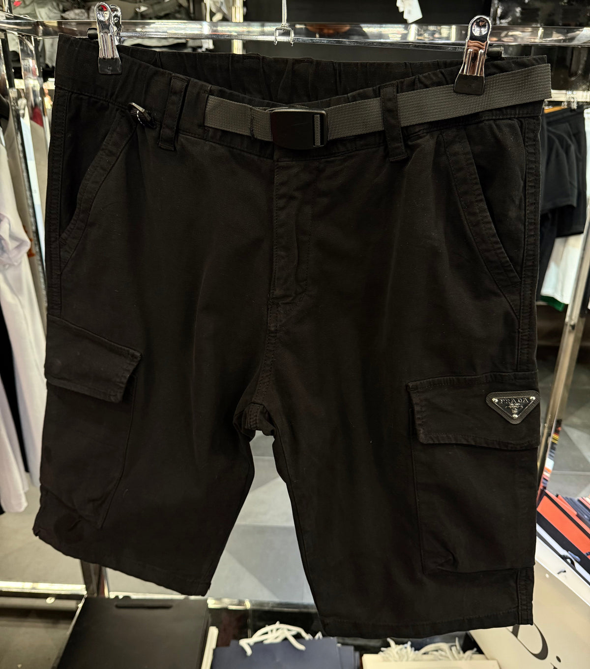 PRADA ΒΕΡΜΟΥΔΑ